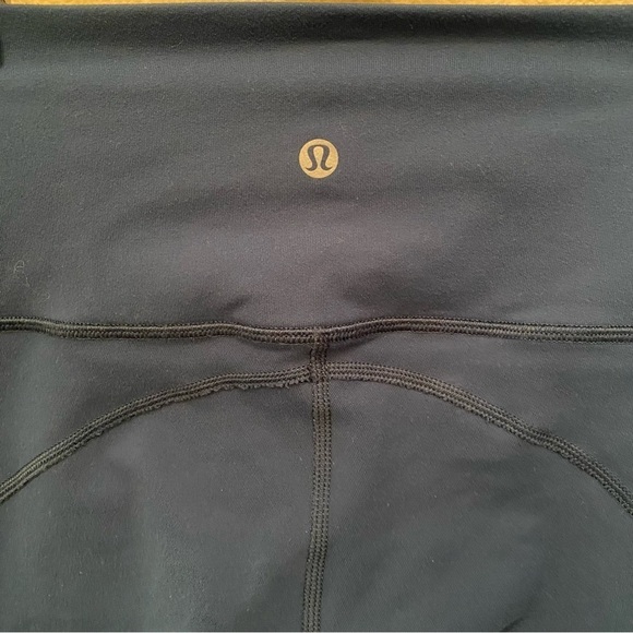 LULULEMON Women Teal Perforated Athletic Leggings Size 2 - Picture 7 of 8